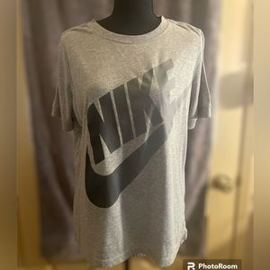 Nike t shirt